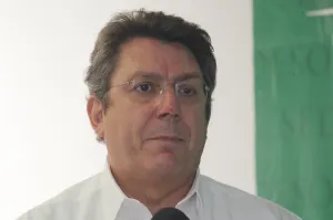 Dirigencia nacional PRI nombrará al candidato a la mini, reitera Vega Rayet