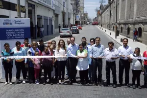 Entrega alcalde Banck rehabilitación de dos vialidades