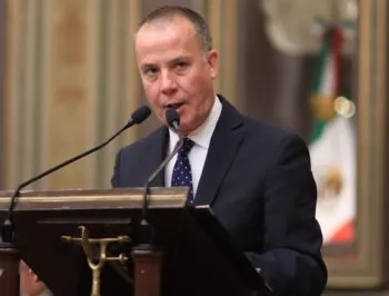 Proponen en Congreso de Puebla considerar el acecho como delito