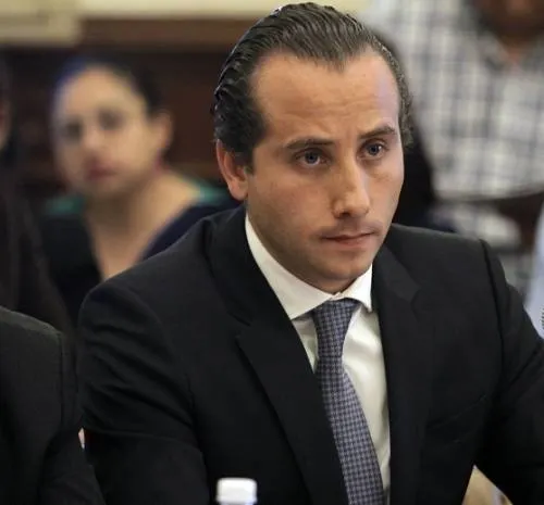 Deja Mario Riestra Piña la Secretaría General del Ayuntamiento