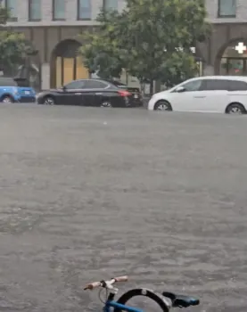 Declaran estado de emergencia en Nueva York debido a lluvias e inundaciones