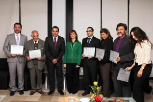 IPJ realiza premiación estatal del Concurso Nacional Juvenil Carta a mis Padres 2013
