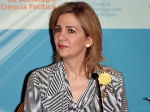 Investigan a infanta española por posibles delitos fiscales