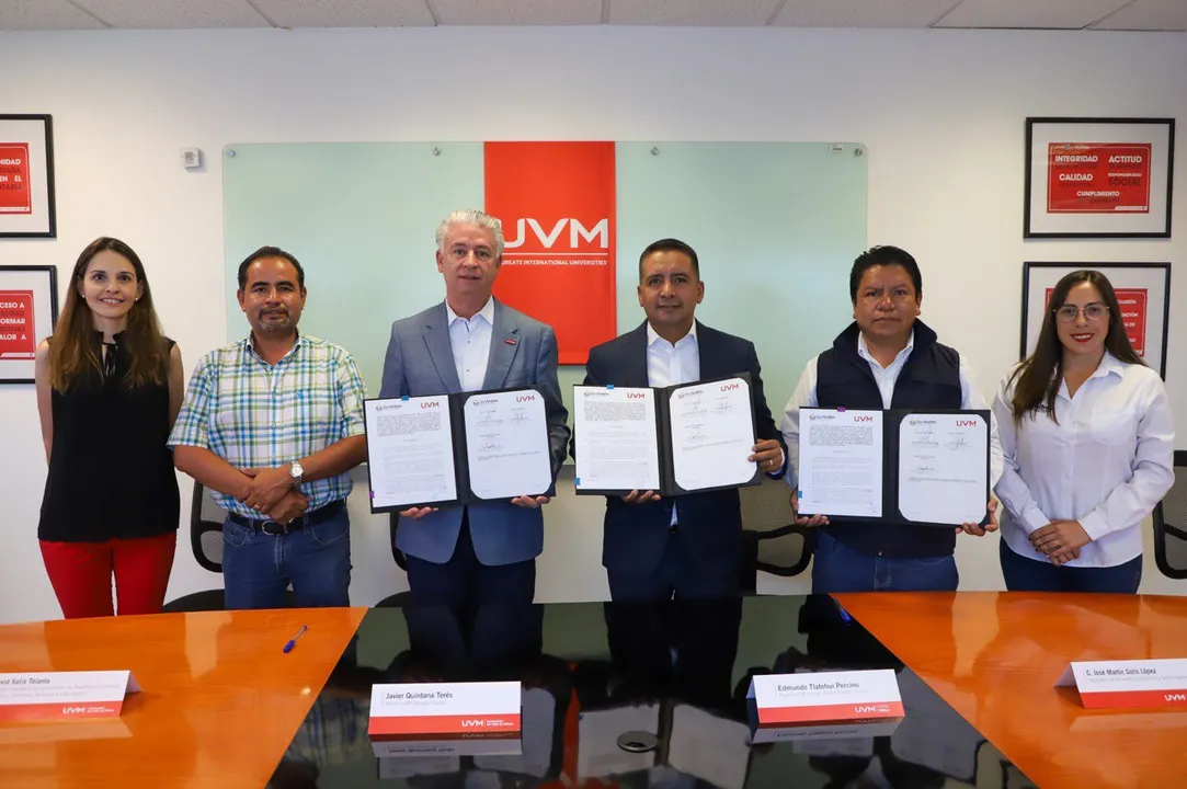 Celebra Edmundo Tlatehui y Javier Quintana, rector de la UVM convenio de colaboración