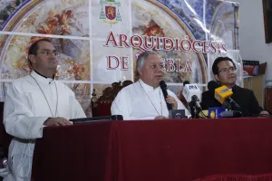 Aumento en salario mínimo, insuficiente: Arzobispo