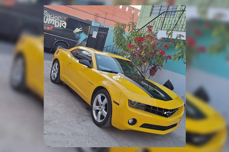 Camaro Amarillo Yulios Kumbia