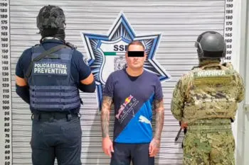 Detienen a “El Big Boss” con más de 50 dosis de posible droga en la ciudad de Puebla