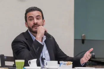 Toño López presenta solicitud para comparecencia de Consuelo Cruz tras ejecuciones en Puebla