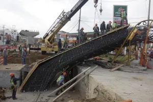 El viento tiró la trabe del Viaducto Valsequillo: Galicia
