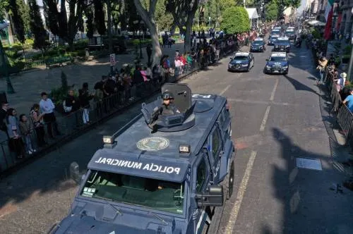 Desfile de aniversario de la creación de la Policía Municipal de Puebla