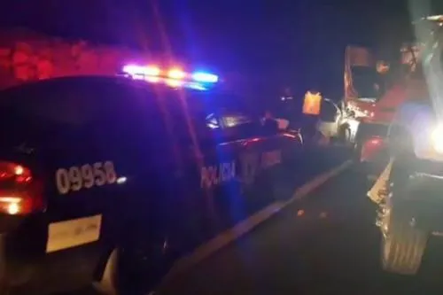 Dos muertos deja choque en la autopista Amozoc-Perote