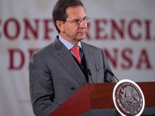 SEP amplía aislamiento hasta el 30 de abril: Moctezuma