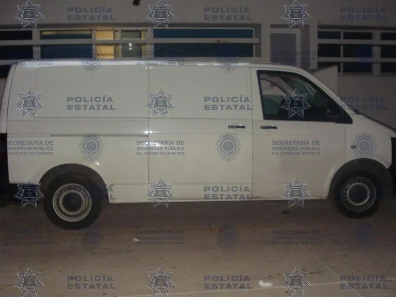 Rescatan a 12 migrantes en Durango y detienen a dos ‘polleros’