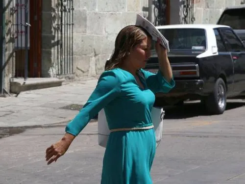 El calor no cede; habrá más de 35 grados en al menos 26 estados