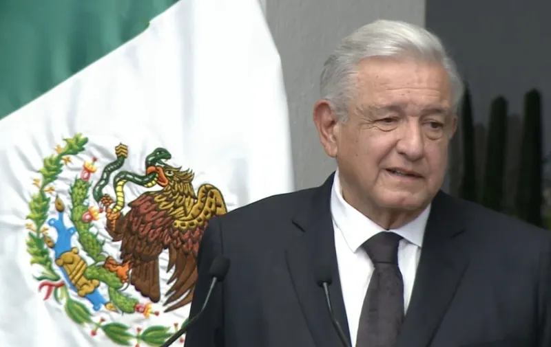 López Obrador en el homenaje de Miguel Barbosa