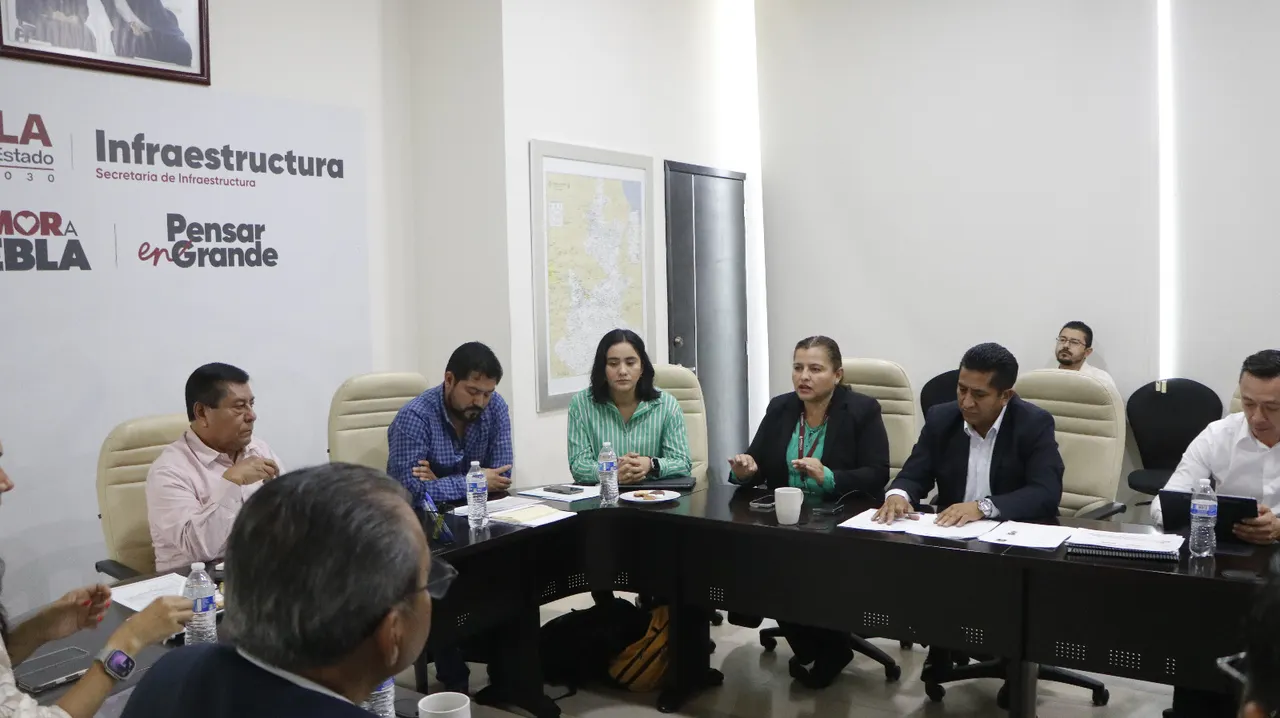 Gobierno estatal y Conagua sostienen reunión para garantizar saneamiento del Río Atoyac