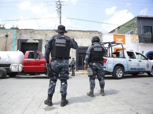Desarticulan bodega clandestina donde se transformaban vehículos para el robo de gas LP