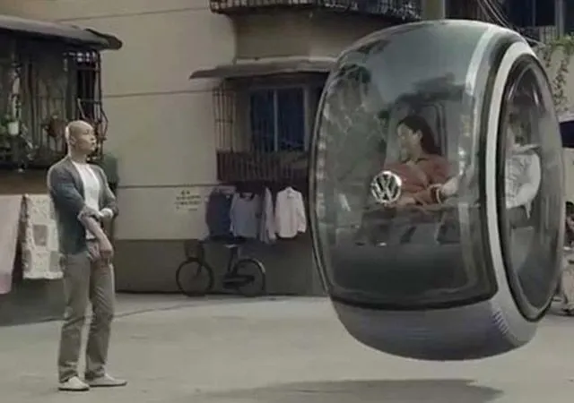 El increíble coche huevo volador de Volkswagen (VIDEO)