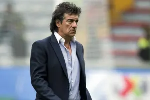 Rubén Omar Romano deja la dirección técnica de Xolos