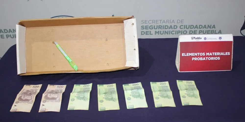 Detuvo policía municipal de Puebla a cinco hombres por robo a un autolavado