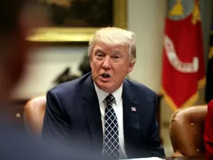 Hawai, primer estado en poner demanda contra nuevo veto migratorio