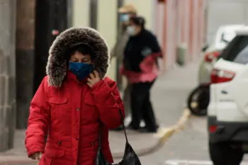 Bajas temperaturas y lluvias seguirán haciendo de las suyas en todo el territorio nacional