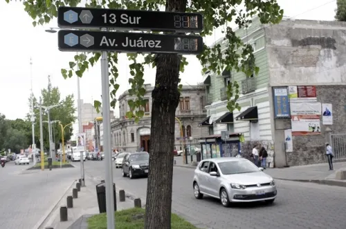 Asaltan a cuentahabiente y lo despojan de 300 mil pesos en la avenida Juárez