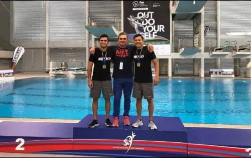 Clavadistas mexicanos ganan oro en Grand Prix de Singapur