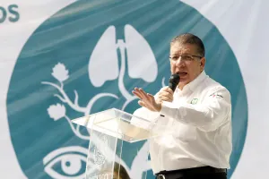 Conforman exdiputados del PRI asociación de apoyo a Beltrones