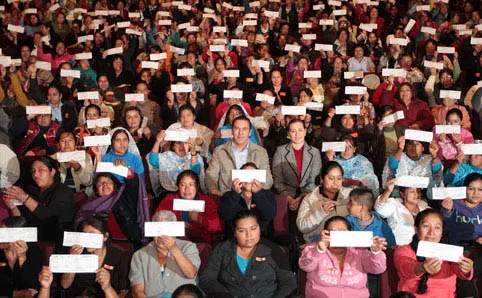 Confianza y reconocimiento a las mujeres, reitera RMV