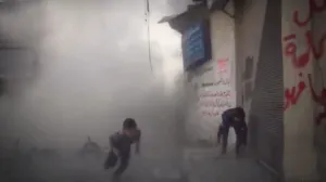 Video: Bomba explota junto a niños sirios durante entrevista