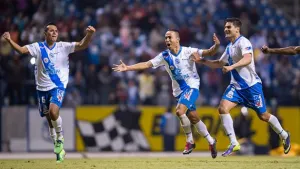 Rezos de Chargoy mantienen a la franja en primera división