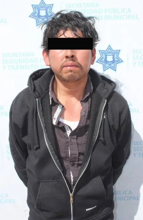 Detienen a un hombre por causar lesiones con arma punzocortante a una mujer