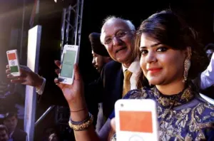 Éste es el smartphone que cuesta 4 dólares