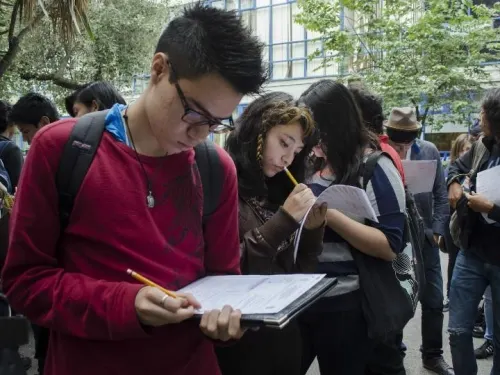 AUIEMSS plantea a gobierno estatal convenio para apoyar a alumnos a continuar estudios