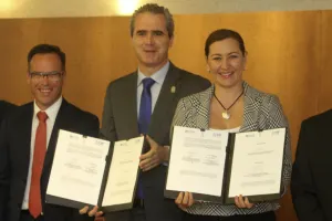 Firman convenio de colaboración SEDIF y UPAEP