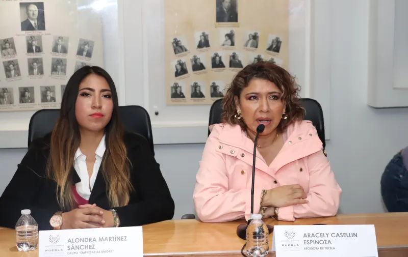 alondra-martinez-sanchez-aracely-casellin-espinoza