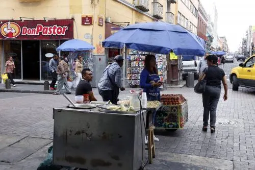 Verdín evitó contestar cuándo entrará en vigor el Corredor Comercial Temporal