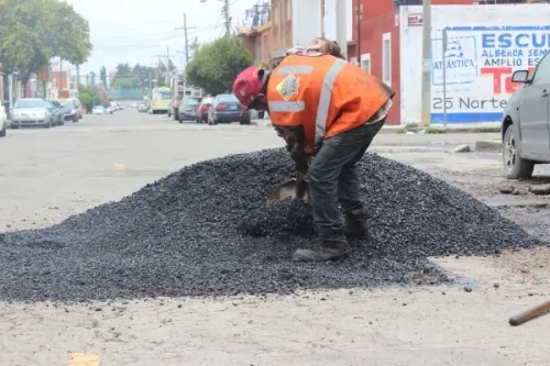 Bacheo abarcó 407 colonias en la capital poblana