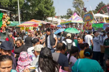 Ayuntamiento de Puebla otorgará 450 permisos a ambulantes en El Calvario por Semana Santa