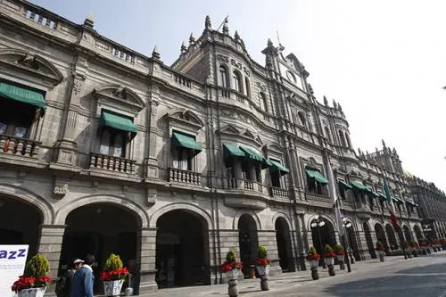 Delincuencia organizada atacó las cuentas bancarias de regidores y de Rivera Vivanco