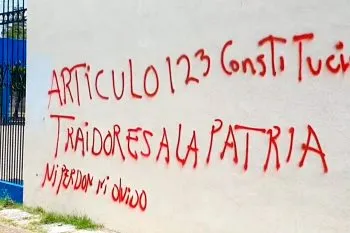 Simpatizantes de Morena vandalizaron oficinas del PAN: Zaldívar