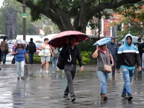 Causará frente frío 14 lluvias y frío en el país