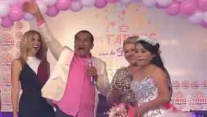 La Quinceañera Rubí y Lady Wuuu en el País del Mal Humor Social