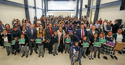 Auditoría Puebla, SEP y SEDIF premian a los ganadores de sexto concurso de dibujo infantil