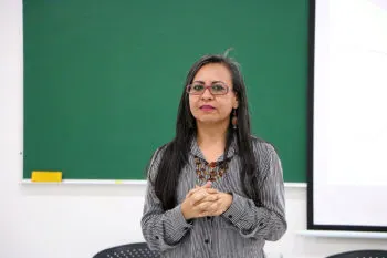Académica expone en la Ibero las fallas del Estado para resolver la trata de personas