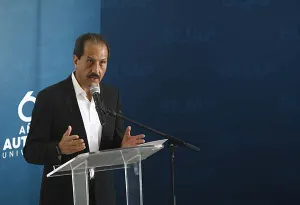 Con el Rector Alfonso Esparza, la BUAP dejó de ser el cuarto sector del PRI