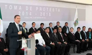Poderes y partidos avalan tomas de posesión de alcaldes y Concejos