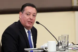 Hasta que agenda de EPN lo permita, L2 operará: Couttolenc