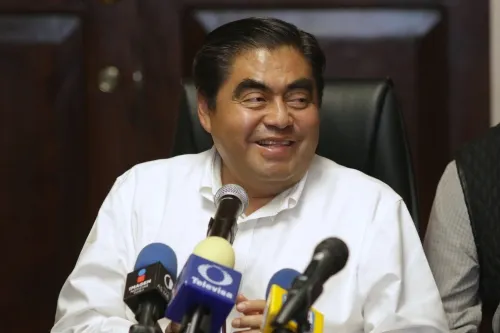 Resuelve Gobierno conflicto de normalistas de Teteles